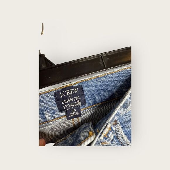 J. Crew Essential Straight Jean in All-Day Stretch Palm Blue Wash Size 28 - Picture 8 of 9